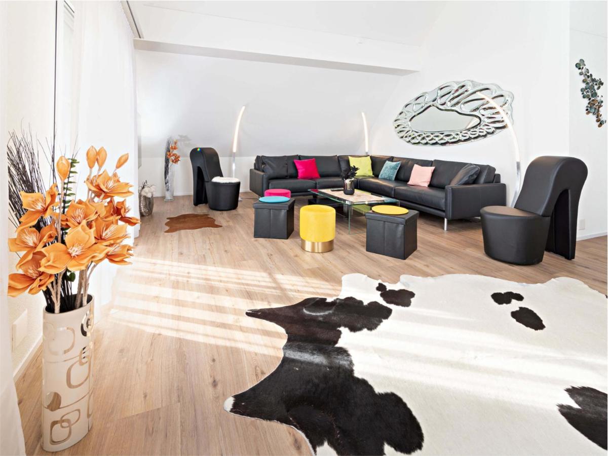 Exklusive 5,5 Zimmer Wohnung Fuer Familien Und Business Эшенц Экстерьер фото