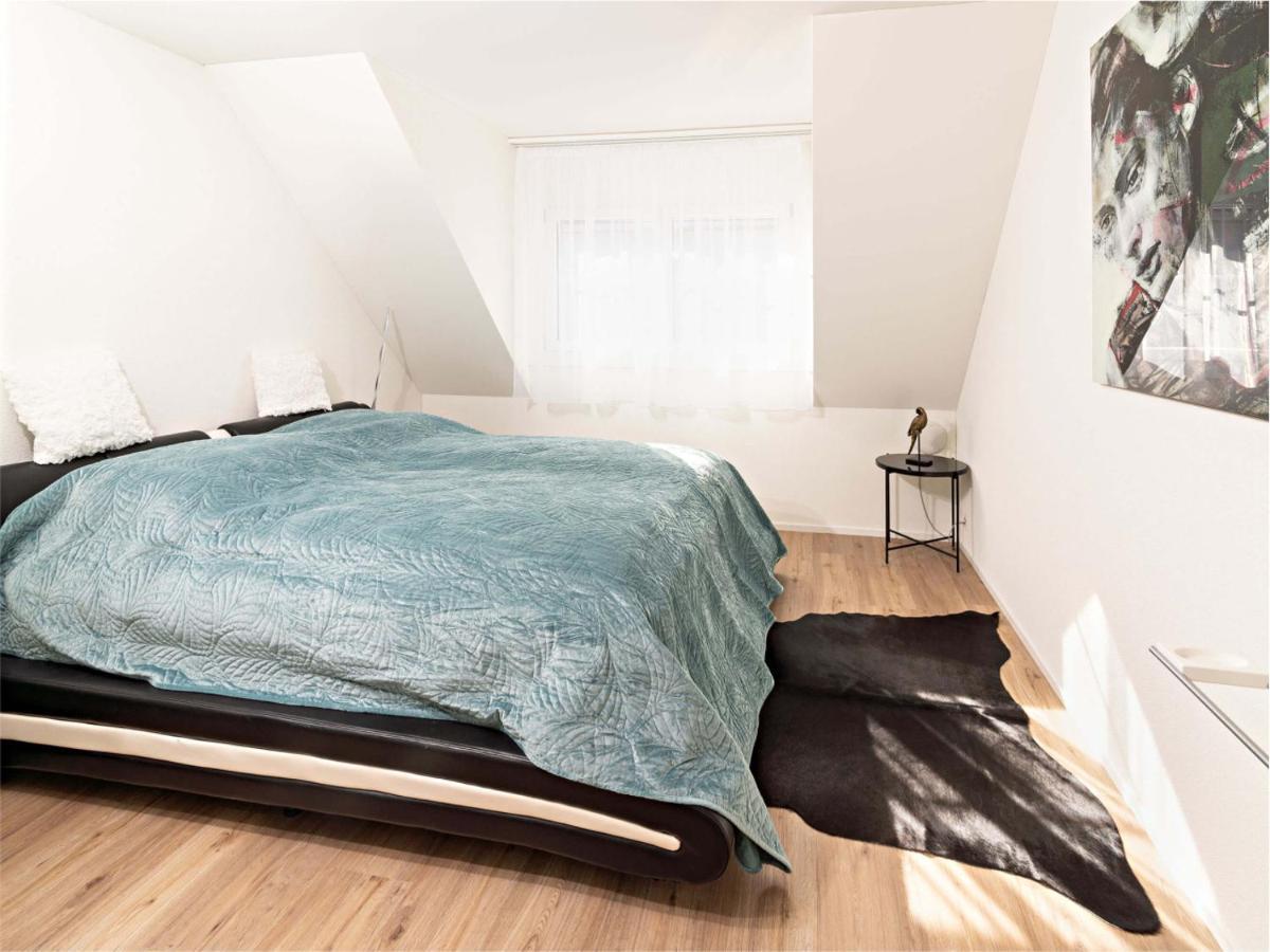 Exklusive 5,5 Zimmer Wohnung Fuer Familien Und Business Эшенц Экстерьер фото
